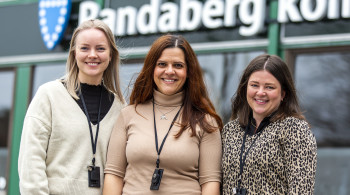 Travle tider for NAV Randaberg sitt Jobb- og Introteam, her representert ved veileder Ingrid Bru Brenna (til venstre), fagleder Monica Svendsen og veileder Vanessa Håland.