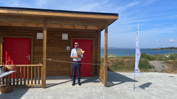 Ordfører Jarle Bø, under åpningen av toalettbygget på Sandestranden. Ordfører Jarle Bø, under åpningen av toalettbygget på Sandestranden.