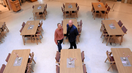 Ingunn Skretting og Ronny Bjørnevåg i helsehuskafeen