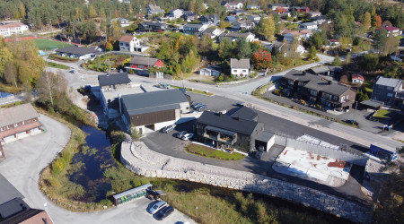 Dronefoto av Byremo sentrum