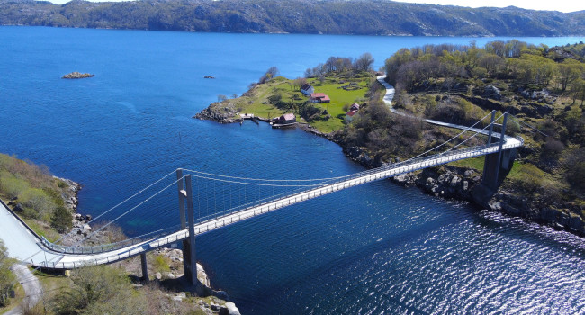 Dronefoto av Revøysund bro