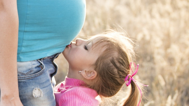 Gravid mor med barn