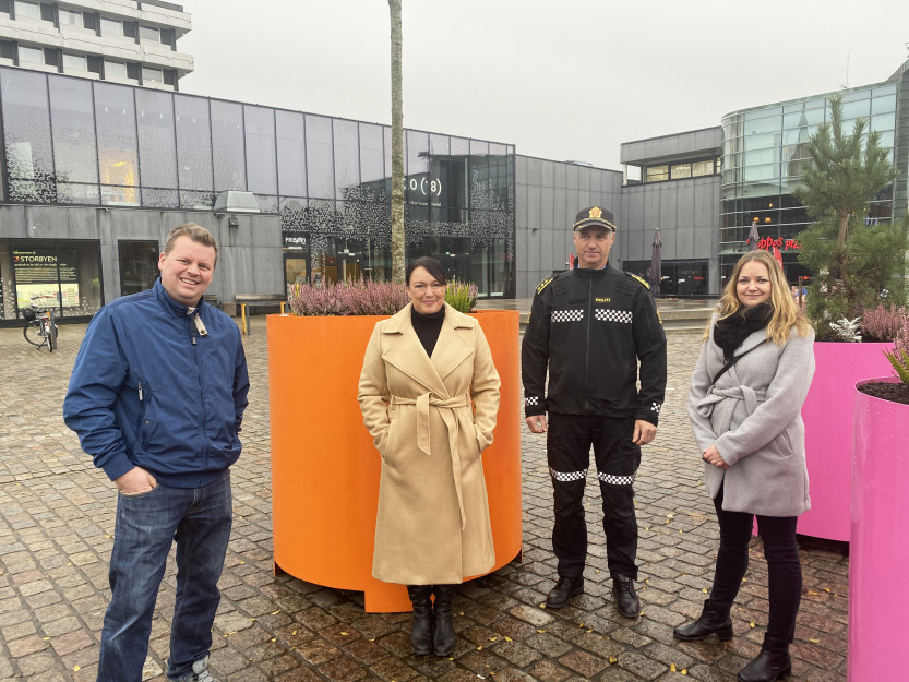 Raymond Larsen (f.v), Tone Faale, Kjetil Lunde og Kathinka Messel håper på MAKS uteliv (foto Ole Christian Foss)