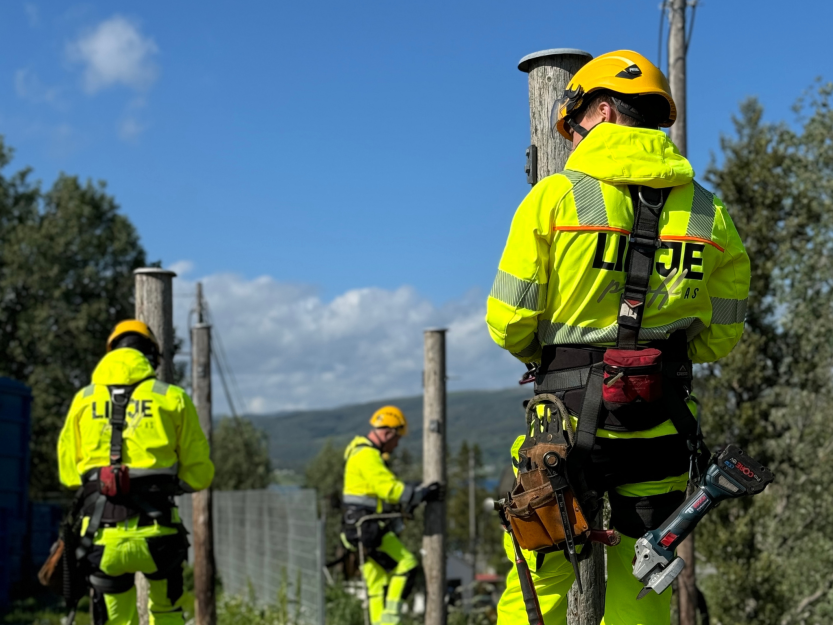 KABELSANERING: Linjeproff skal sørge for såkalt kabelsanering for Telenor i Sarpsborg (foto Linjeproff)