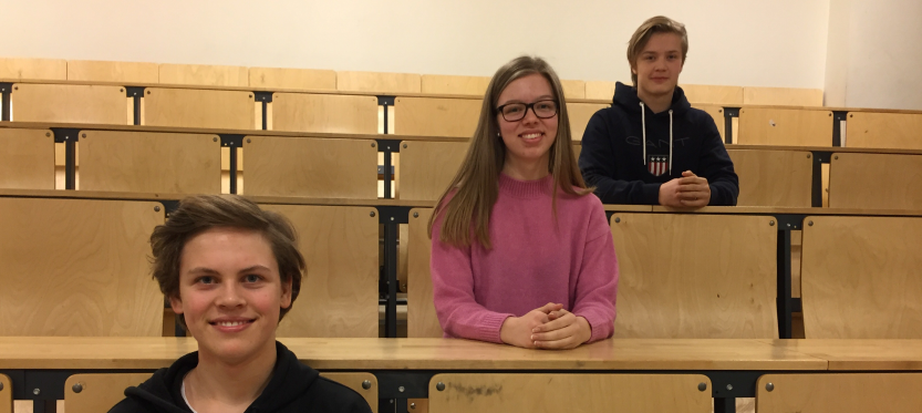 Hafslund ungdomsskole var med i østfoldfinalen av Klassequizen, men måtte se seg slått av Kruseløkka ungdomsskole. Kruseløkka vant - og skal representere Østfold i landsfinalene i april og mai. Gratulerer! Alle foto: NRK