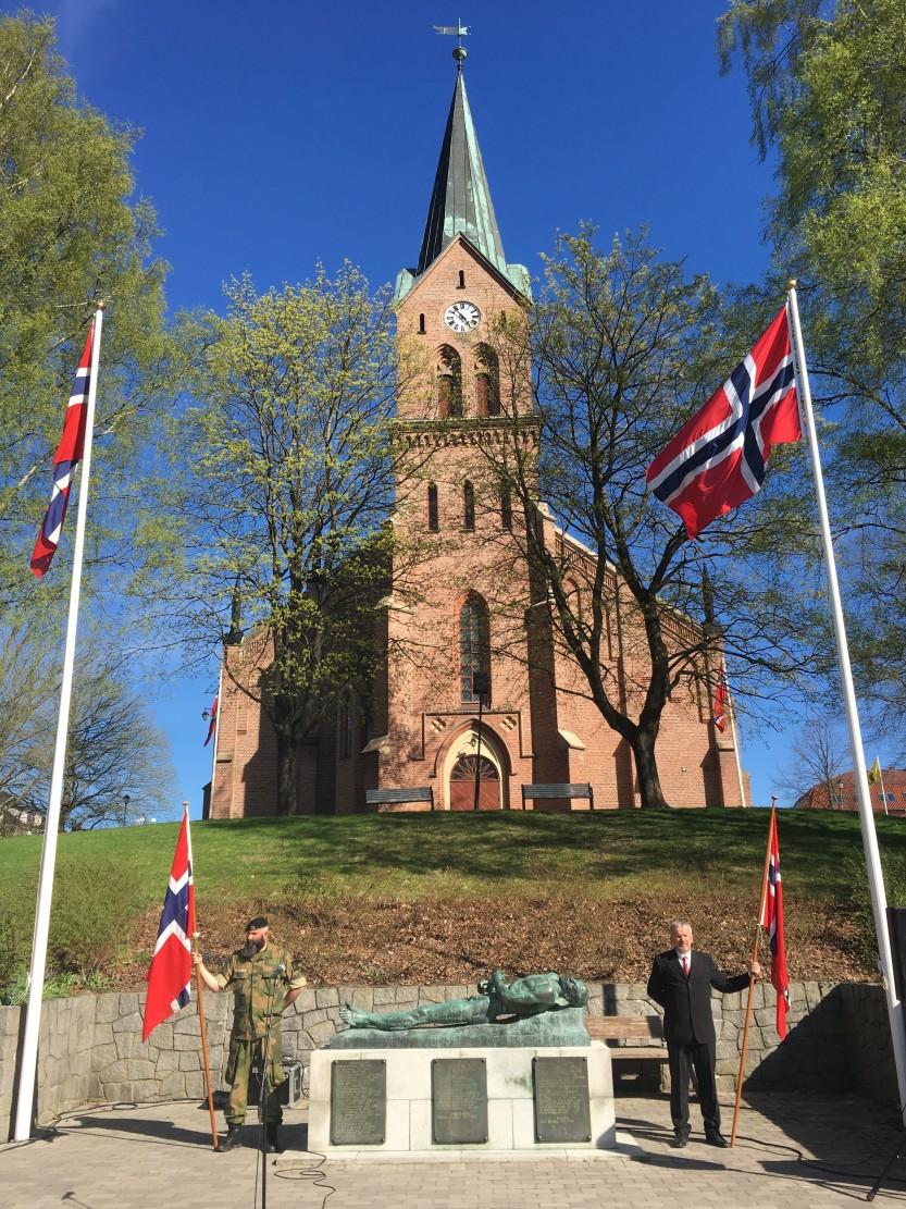 8. MAI: Æresvakter under markeringen av Frigjørings- og veterandagen 