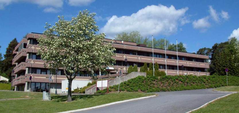 Tune administrasjonsbygg