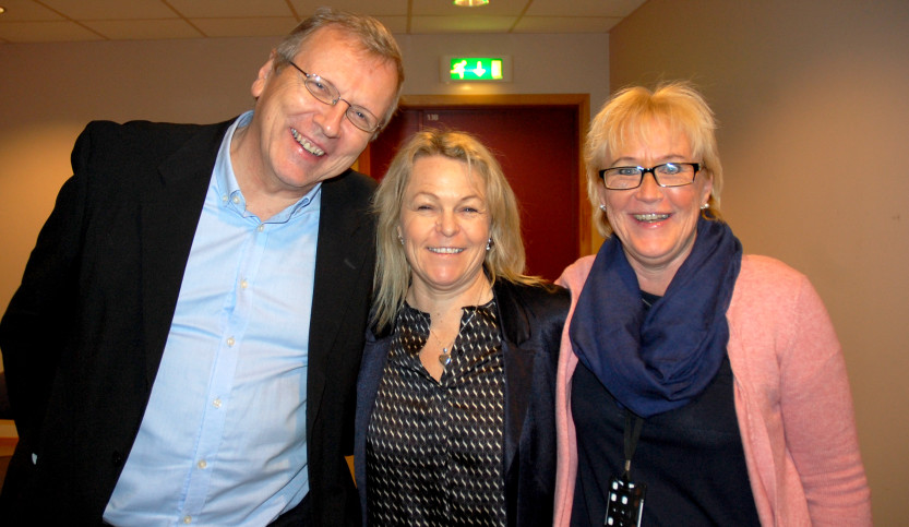 Helsesjef Øivind W. Johansen, eldre og folkehelseminister Åse Michaelsen og kommunesjef Kirsti Skaug.