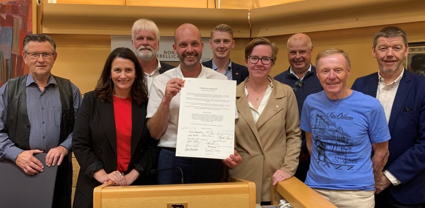 På bildet er Annar Hasle, Therese Thorbjørnsen, Svein Larsen, Andreas Brannstrøm, Henriette Holt Gausdal, Stig Hansen, Gudbrand Rødsrud, Per Olaf Toftner og Sindre Martinsen-Evje