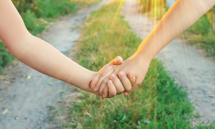 Illustrasjon holde hender