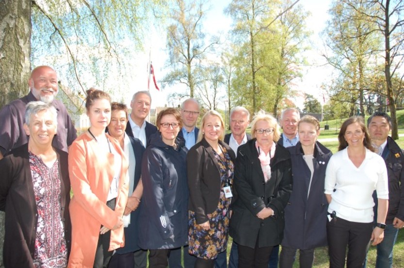 Bak fra venstre: Morten Andersen, Lars Dahle, Christian Westli, Lars Lundberg, Nils Nybøle, Joakim Börjesson. Foran fra venstre: Marie Dahl, Ida Gustavsen, Wenche Skullestad, Laila Hagen, Mona Kristoffersen, Kirsti Skaug, Teres Lindberg, Kristin Næss