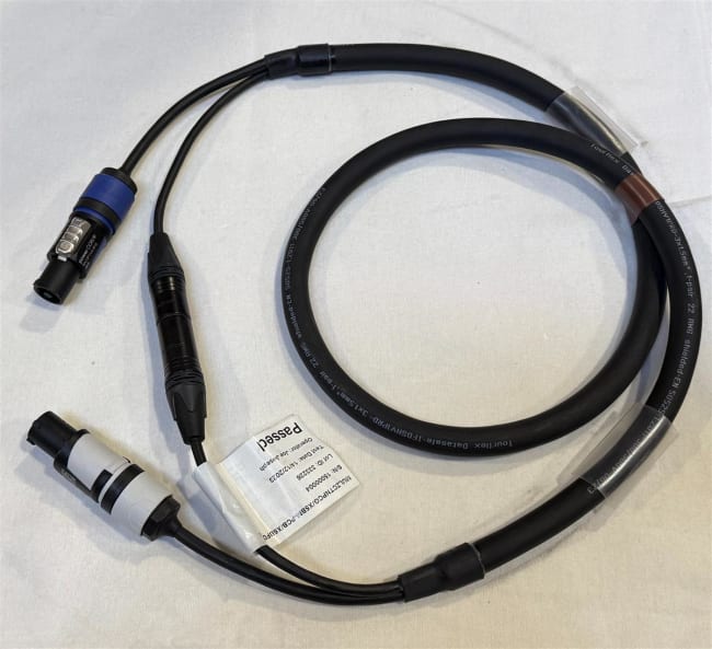 Hybridkabel PowerCon/DMX XLR5P  1,5m m/krympestrømpe