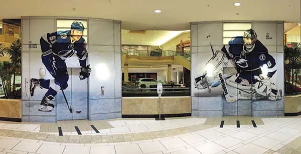 adesivi a bassa aderenza su ascensori