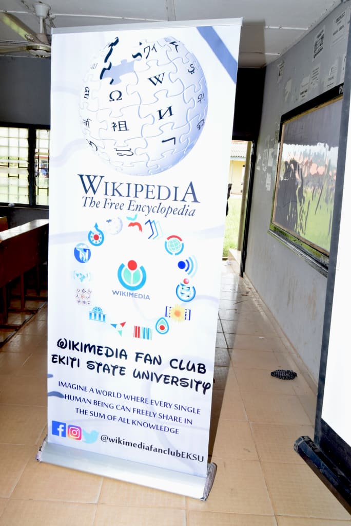 roll up stand