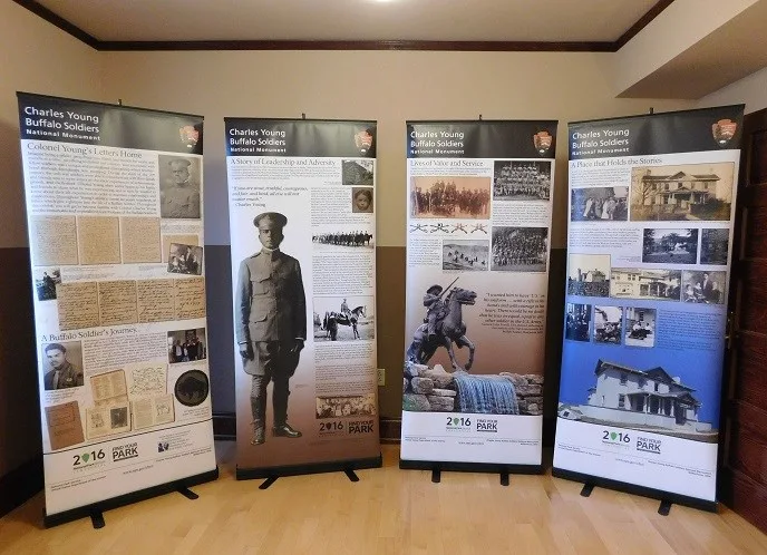 roll-up banner pubblicitario