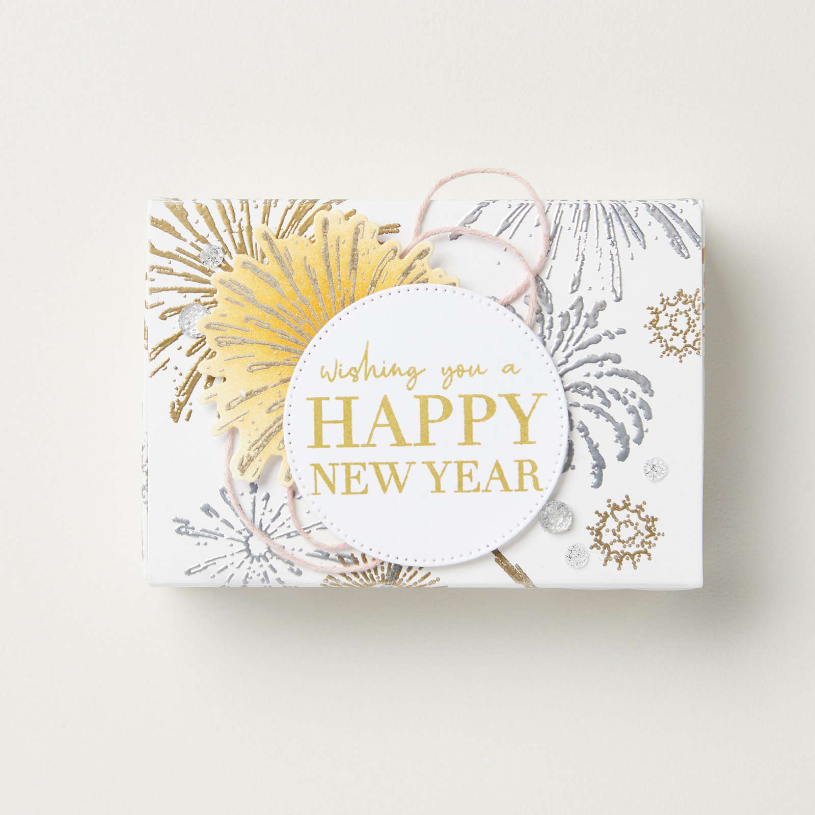 FACETSTEENTJES IN DRIE KLEUREN