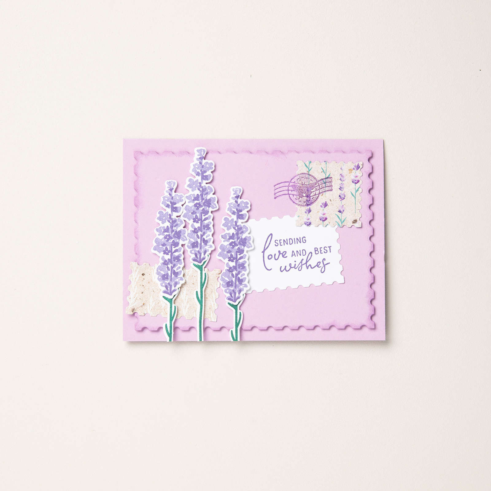 DESIGNERPAPIER 12" X 12" (30,5 X 30,5 CM) LAVENDELBLÜTE