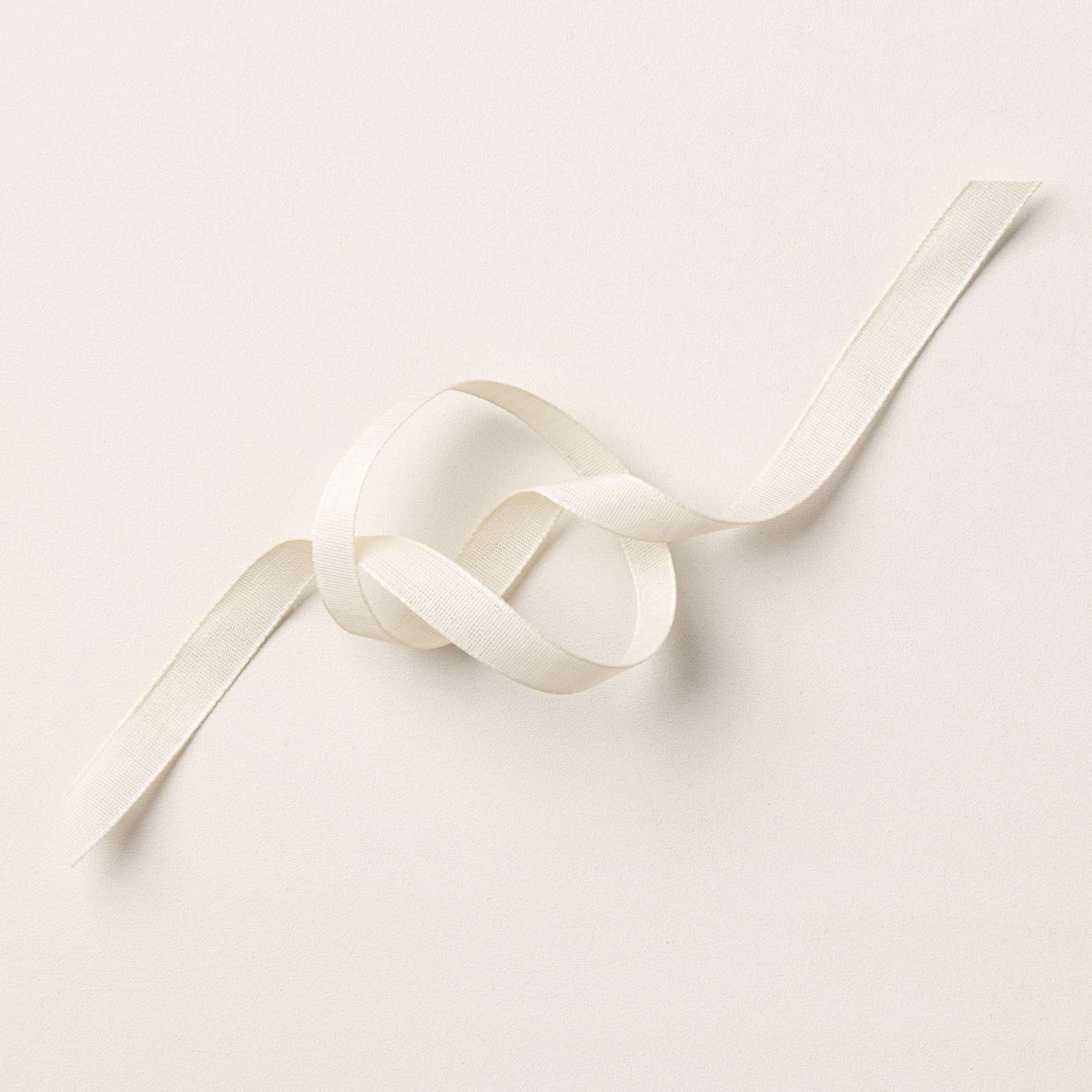 BASIC BEIGE 3/8" (1 CM) CLASSIC RIBBON