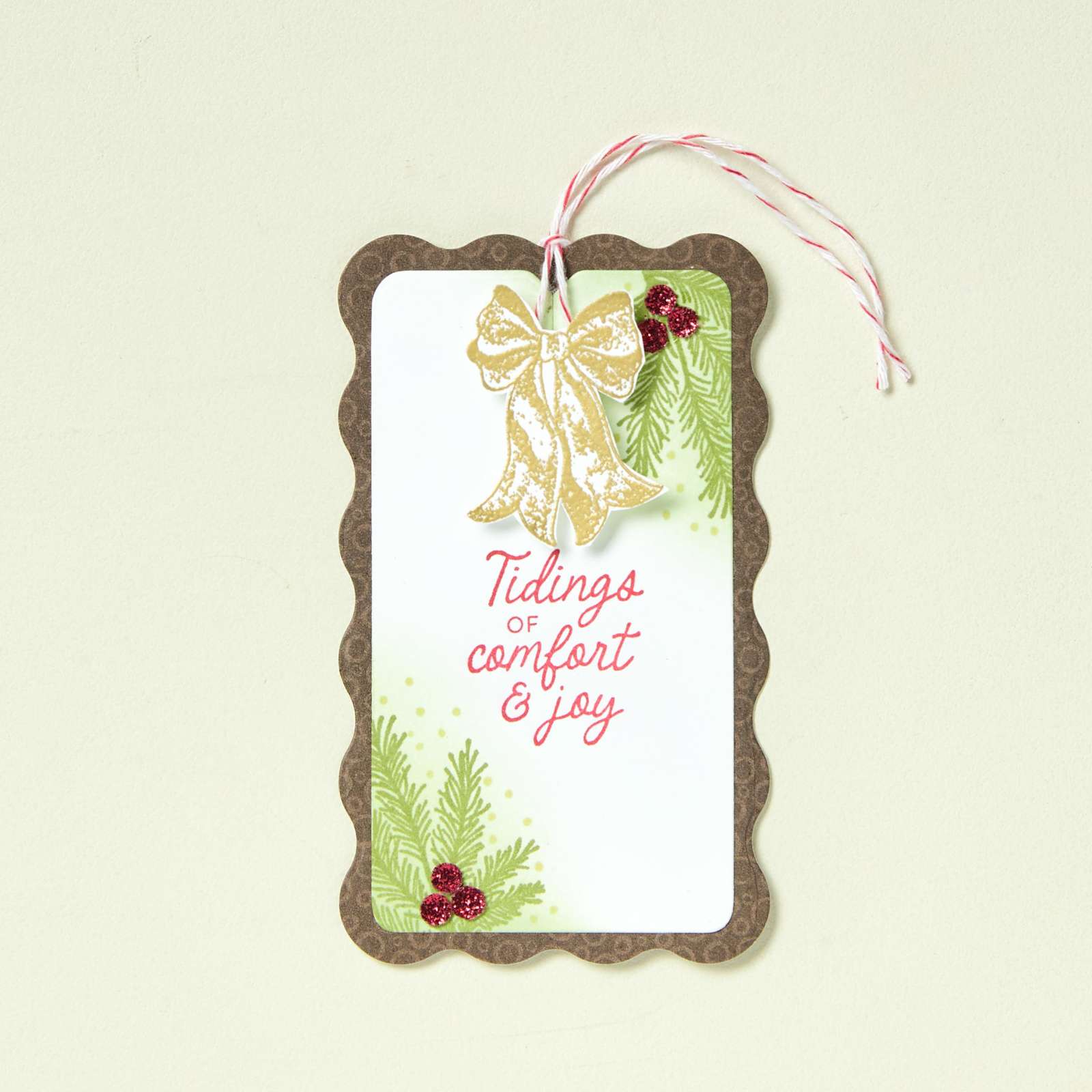 TRADITIONAL SPARKLING SEQUINS