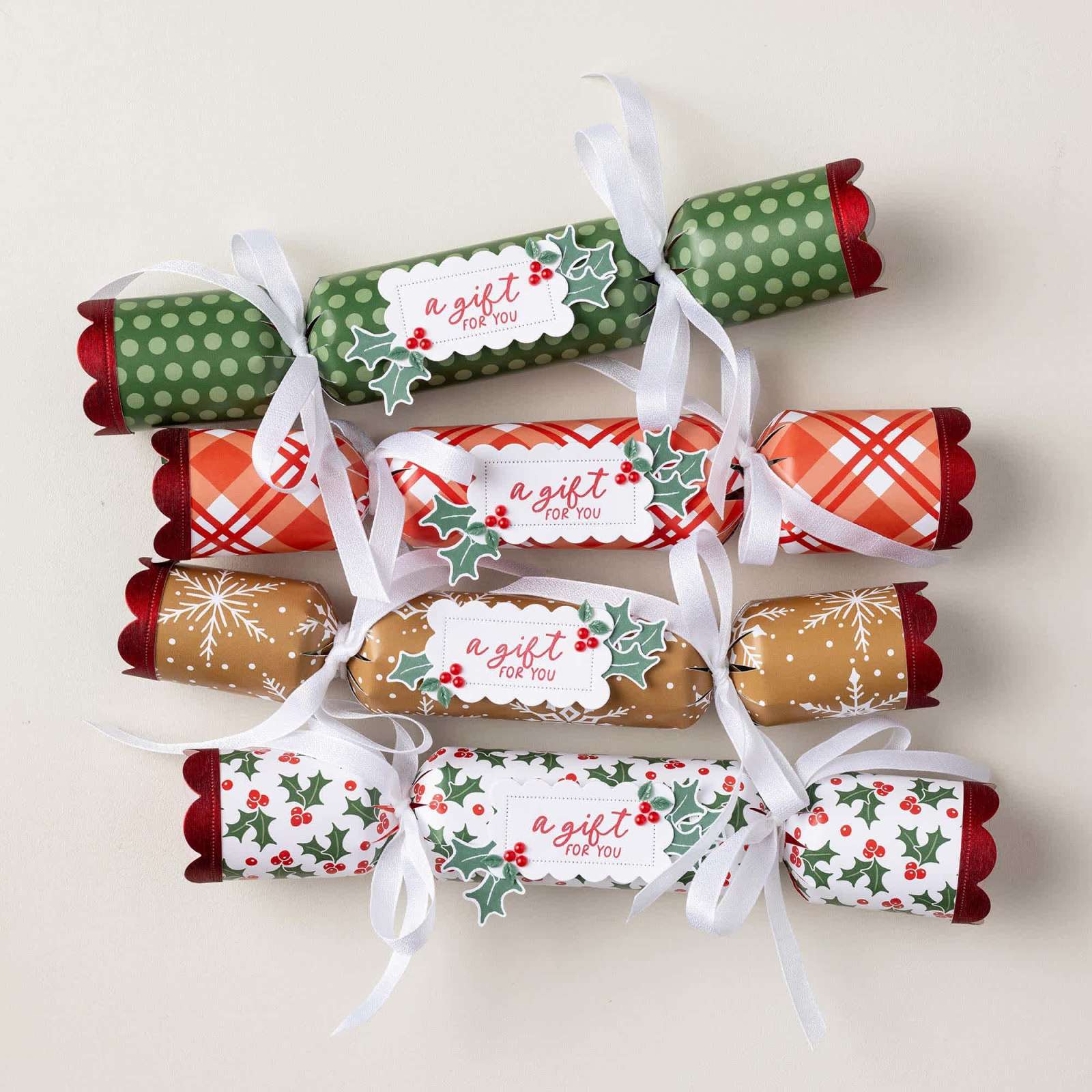 TIMELESS CHRISTMAS 12" X 12" (30.5 X 30.5 CM) DESIGNER SERIES PAPER