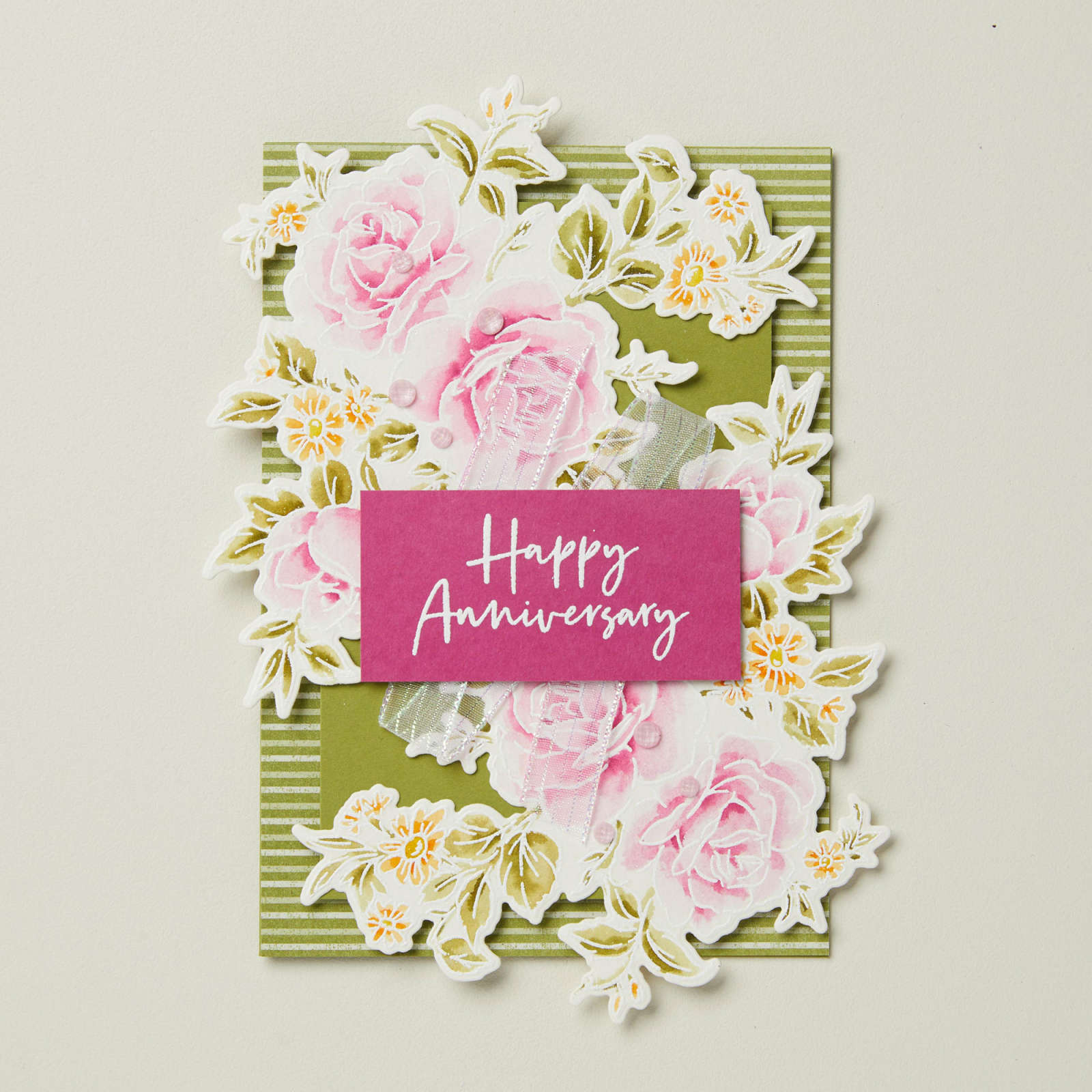 JEU D'ESTAMPES EN RÉSINE LAYERS OF BEAUTY (ANGLAIS)