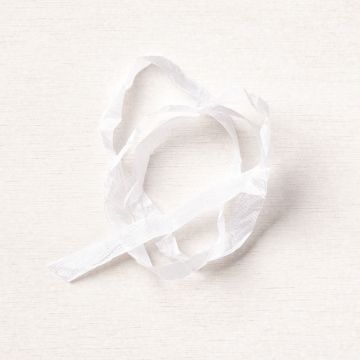 WHITE 1/4" (6.4 MM) CRINKLED SEAM BINDING RIBBON