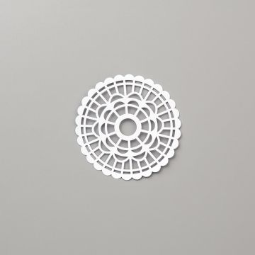PEARLIZED DOILIES