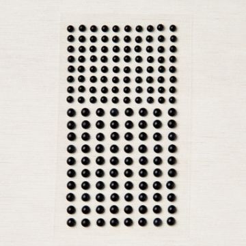 MATTE BLACK DOTS