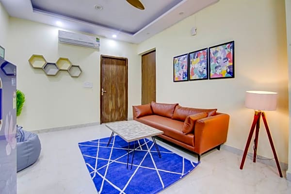 Room For Rent - Houses & Apartments For Rent in Delhi