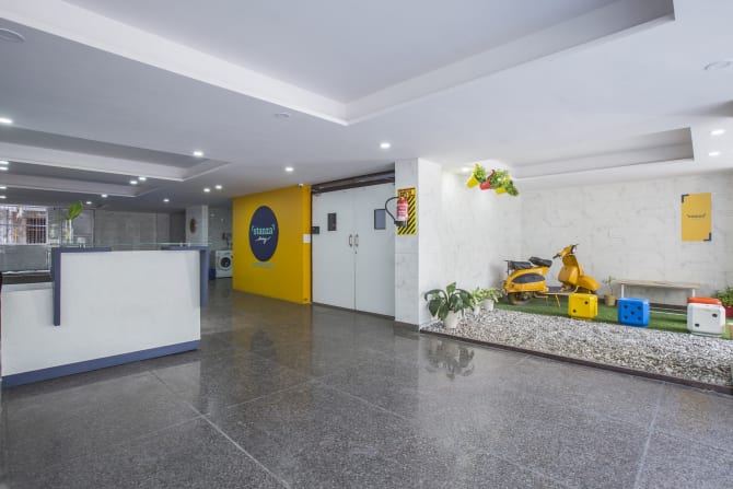 Single Room PG in Saket Delhi