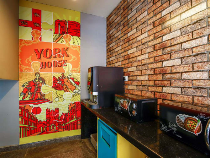 York House Stanza Living
