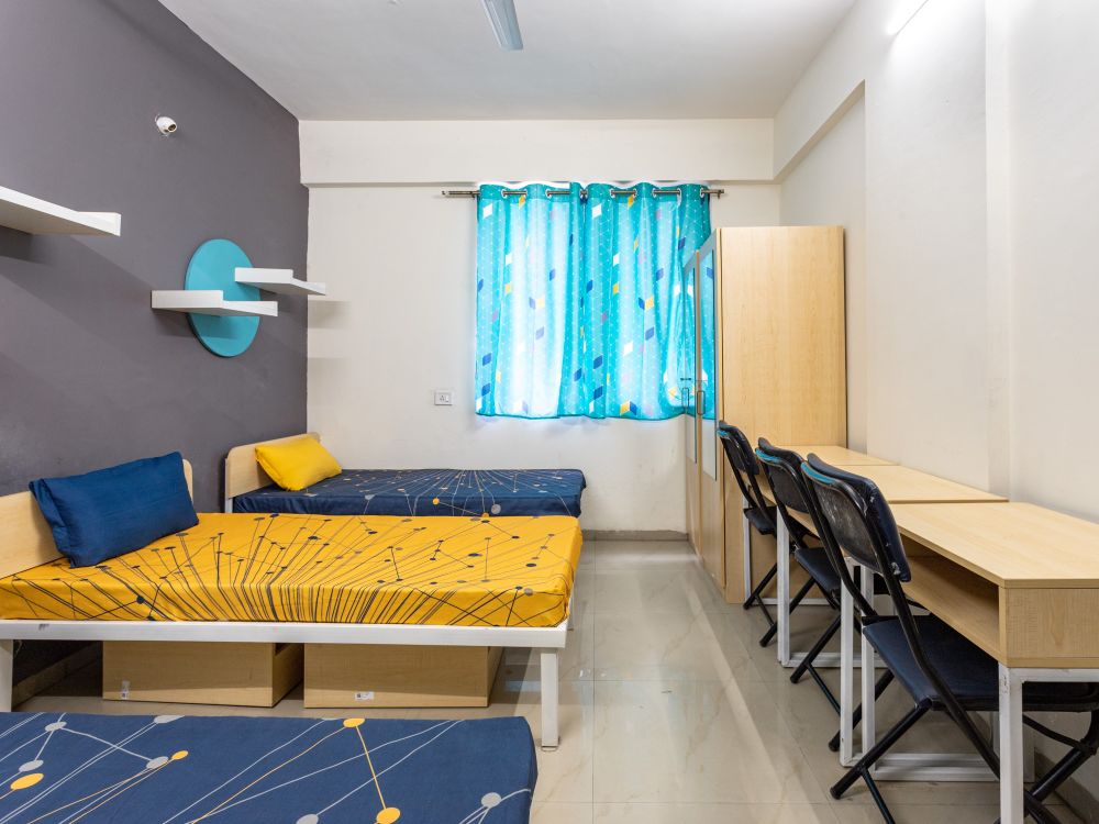 Compton House Stanza Living
