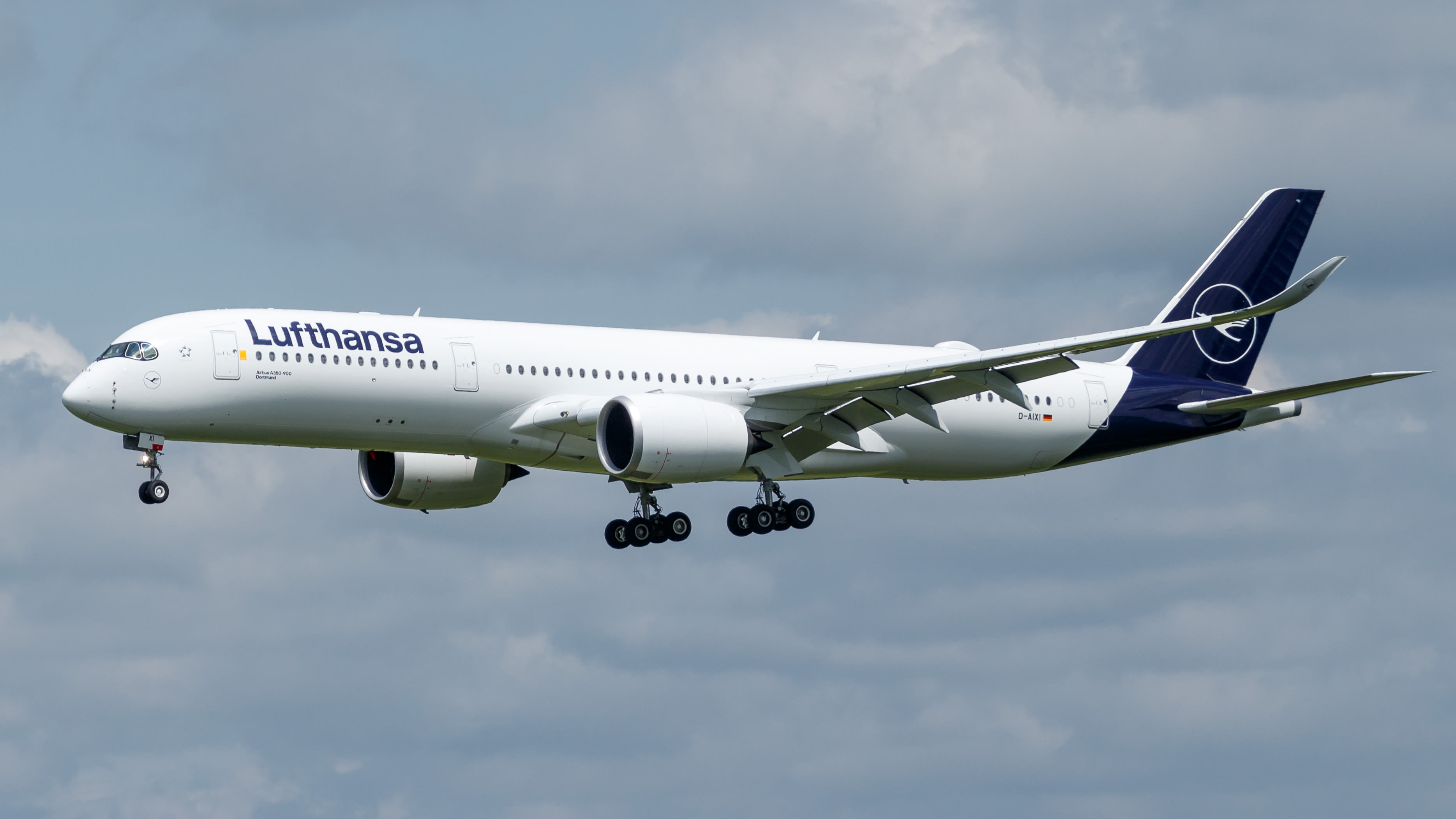 Lufthansa Airbus A350 941 Star Alliance Virtual