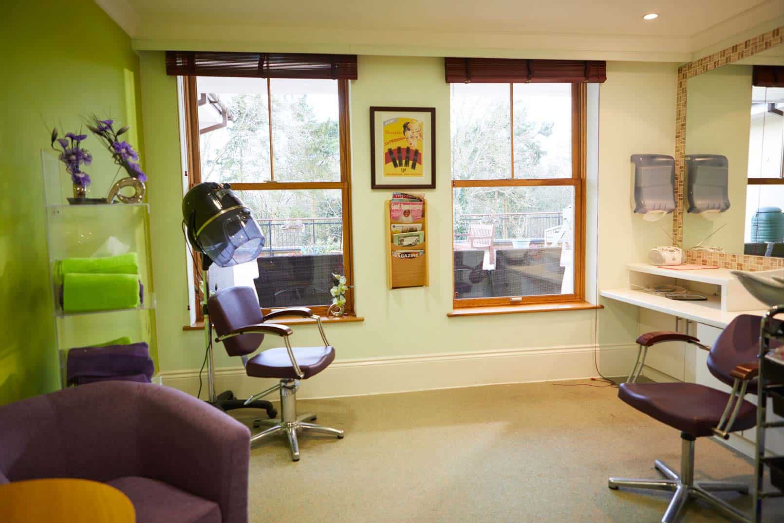 HairSalon06LR
