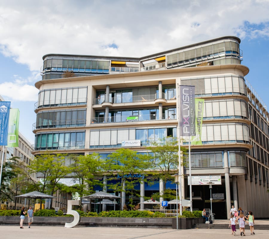 STARTPLATZ Köln — Außenansicht im Mediapark