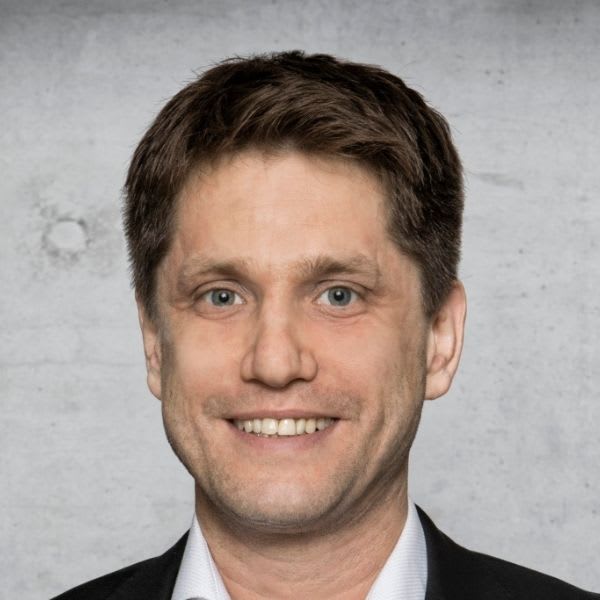 Dr. Florian Wirkes
