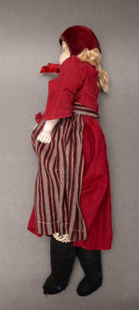 Doll-013.jpg