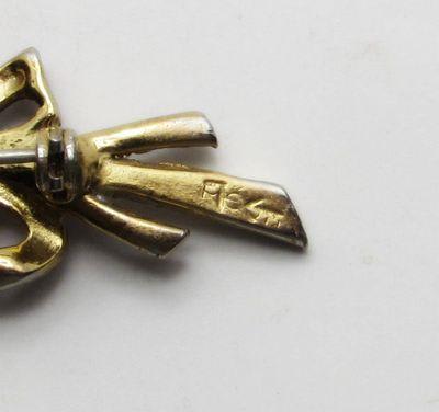 redenamelbrooch3.jpg