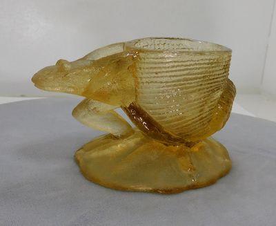 frogsnail1.JPG