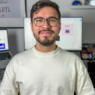 Miguel Lozada's avatar.'
