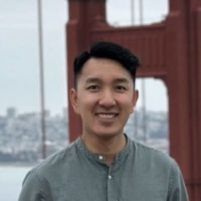 Stewart Huang's avatar.'