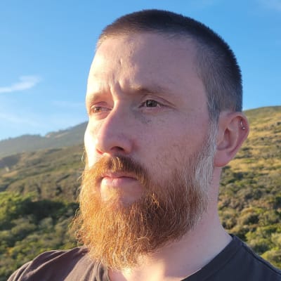 Vlad Shlosberg's avatar.'