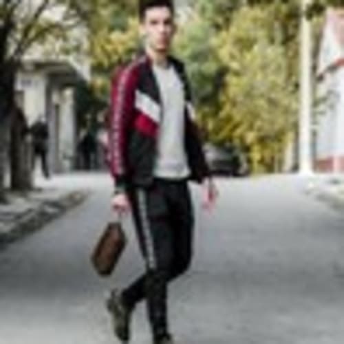 whiazkizstore