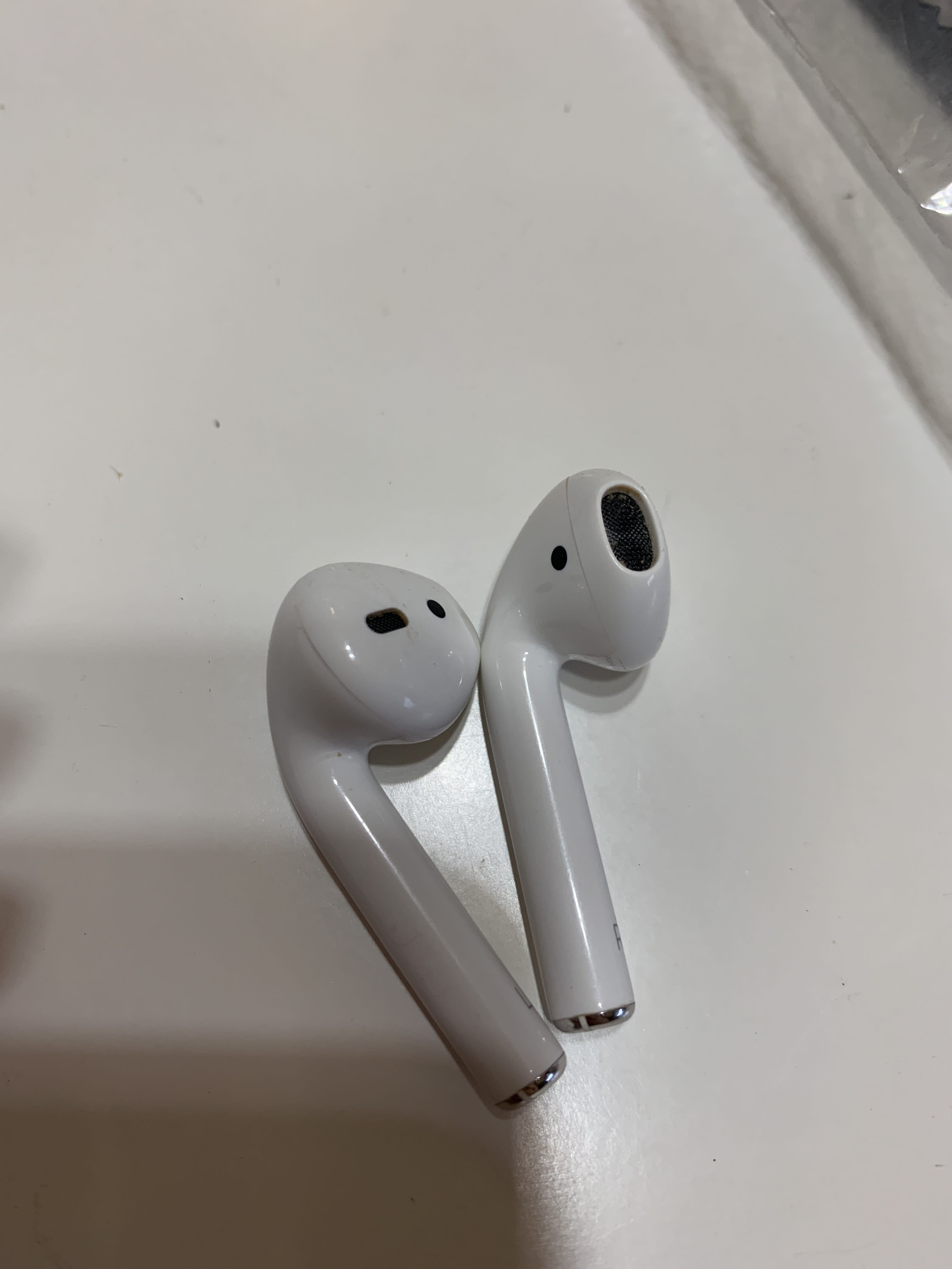 Ear pods