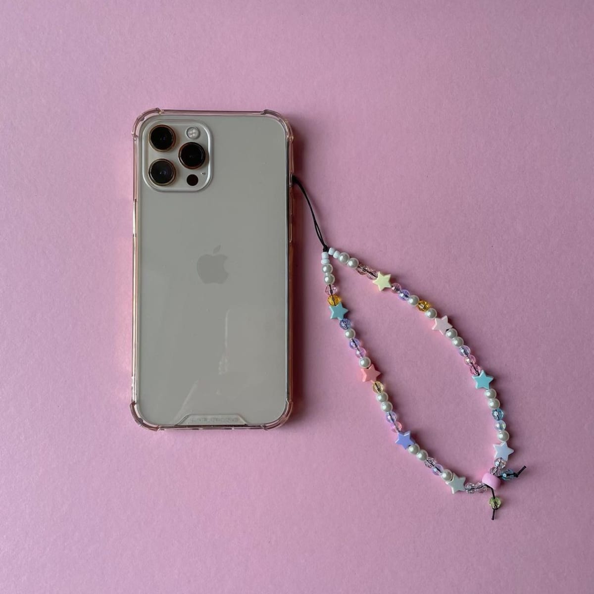 Phone Charms (Pearly ⭐️) Available now for RM15🌸NVisit our shopee to purchase 🌼NNIphone 12