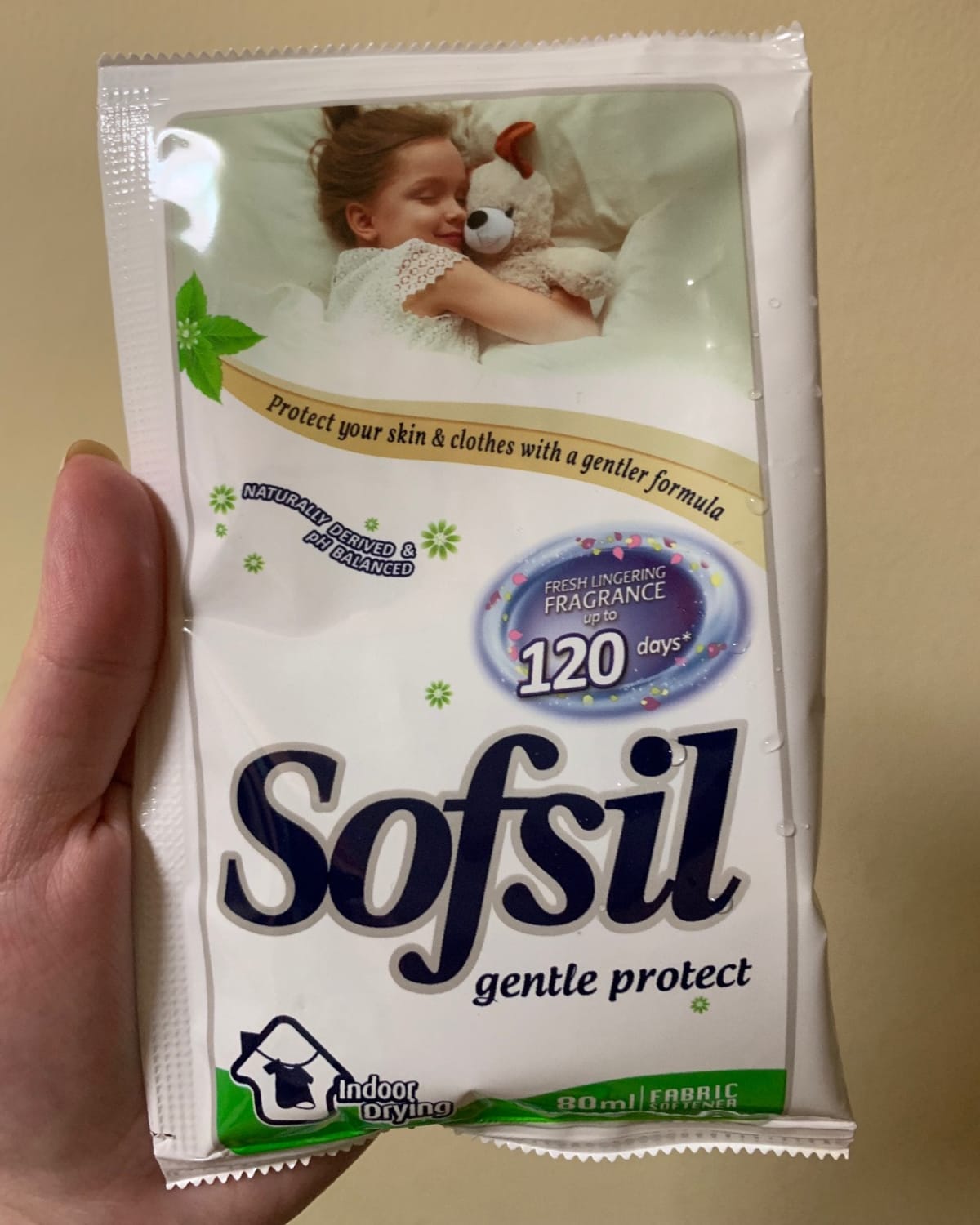 This fabric softener leaves my clothes feeling soft & smells pleasant