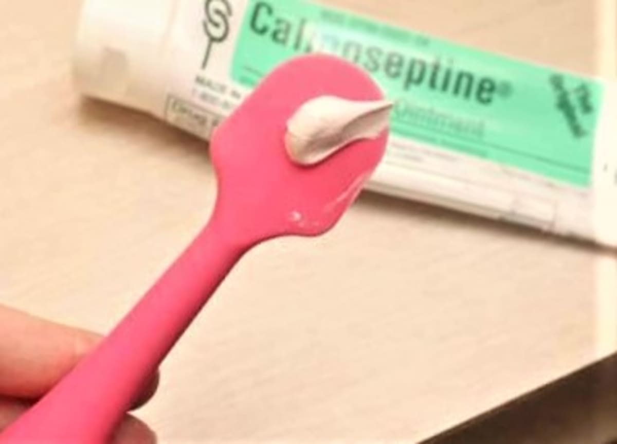 Diaper Rash Cream Applicator