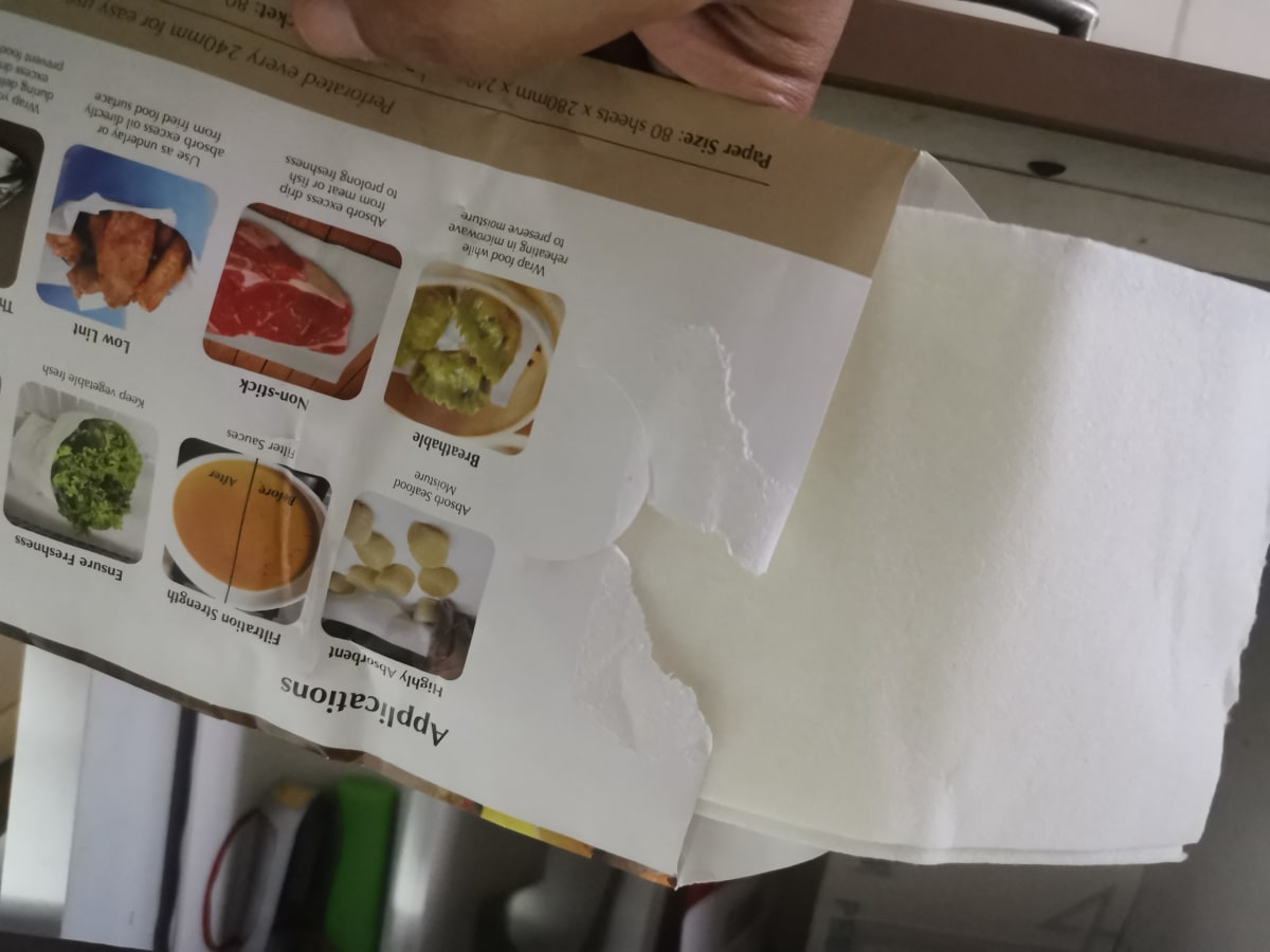 Very absorbant and what i love most it leaves almost no or lesser oil