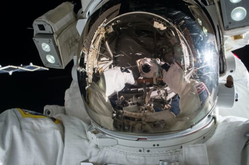 Nasa-helmet.jpg