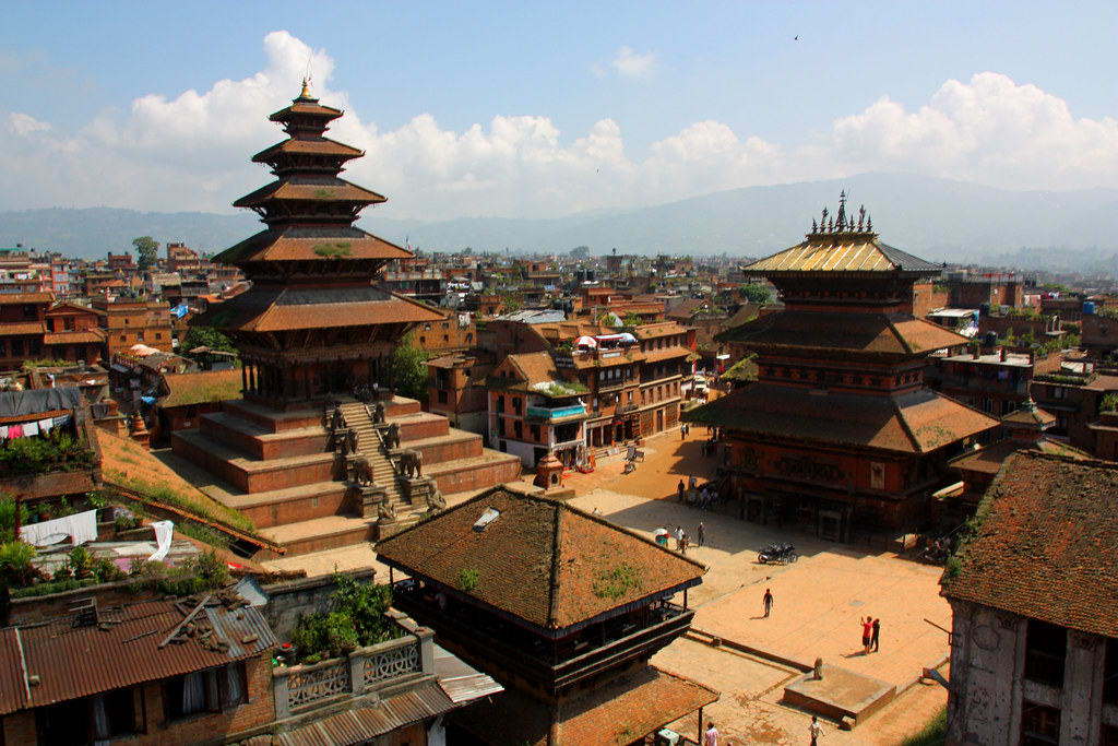 Hire a car and driver in Bhaktapur